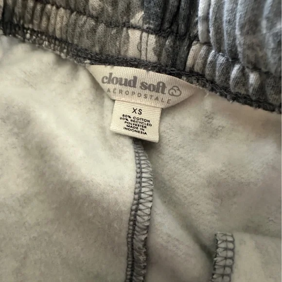 Aeropostale men’s cloud soft forest camo jogger - Picture 4 of 6